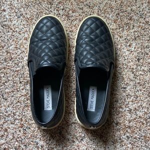 Women’s Steve Madden black slip on sneakers